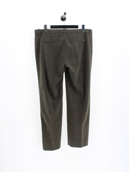 e716d3bf0f8b482f5be252cf25dd5b84