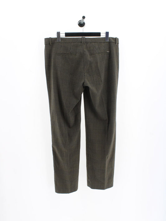 e716d3bf0f8b482f5be252cf25dd5b84