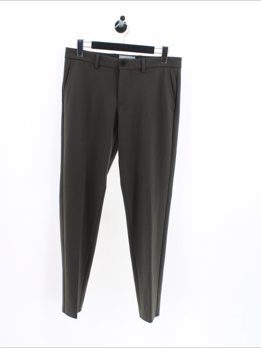 d78b7e2d0145fdbd91331546ea975e88