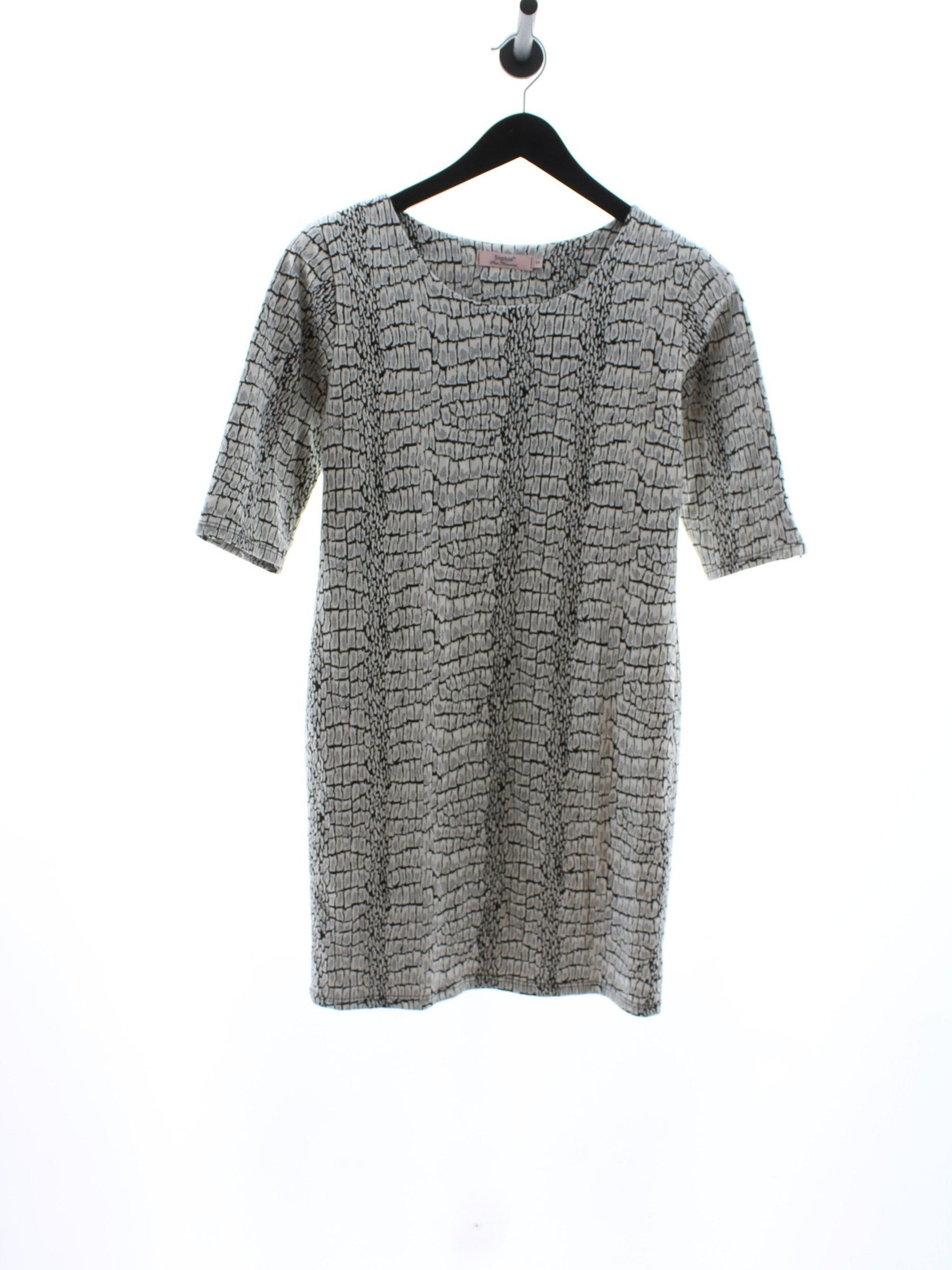 1367243d7ee5ea28b69008db1eab9113