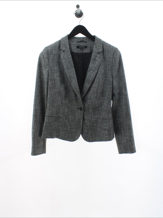 8a7124a689a1338575806f45e9899309