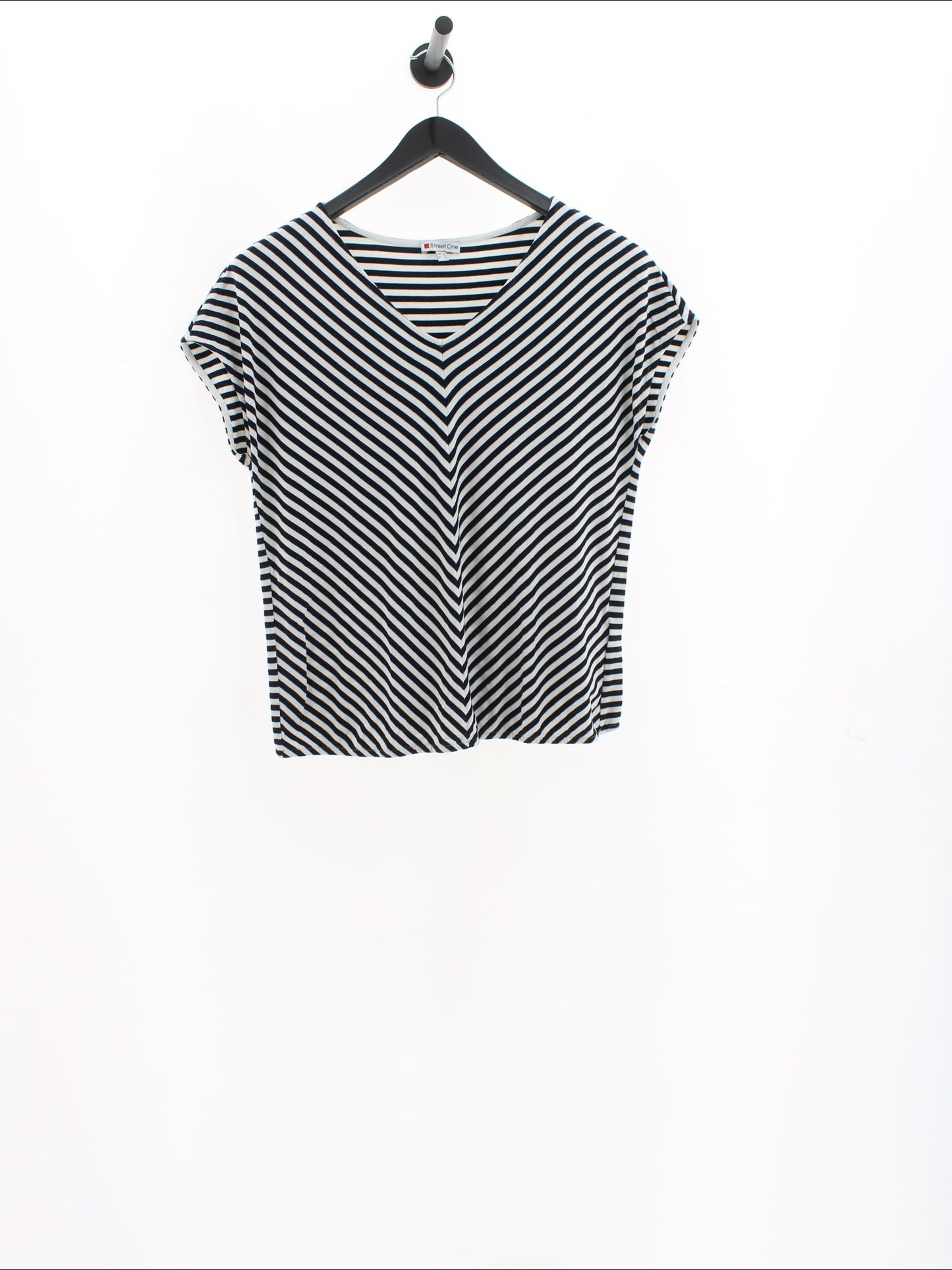 c360ba4a4cf9428552761f7bb16b4503