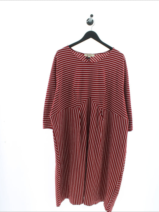 e261feb8914f104483630e53ad38d329