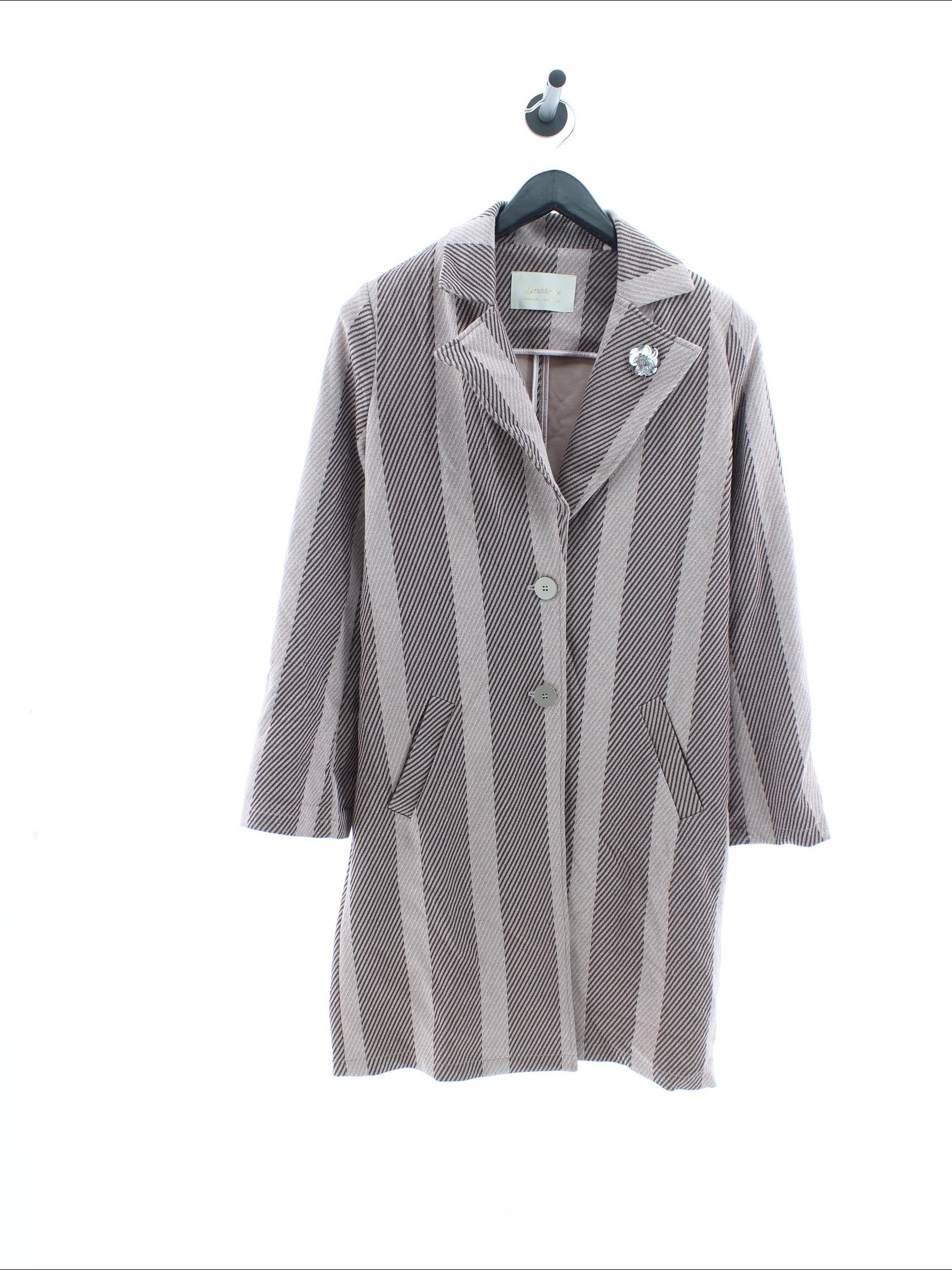 4d59705a2cb981c2ad68a48f541433f3