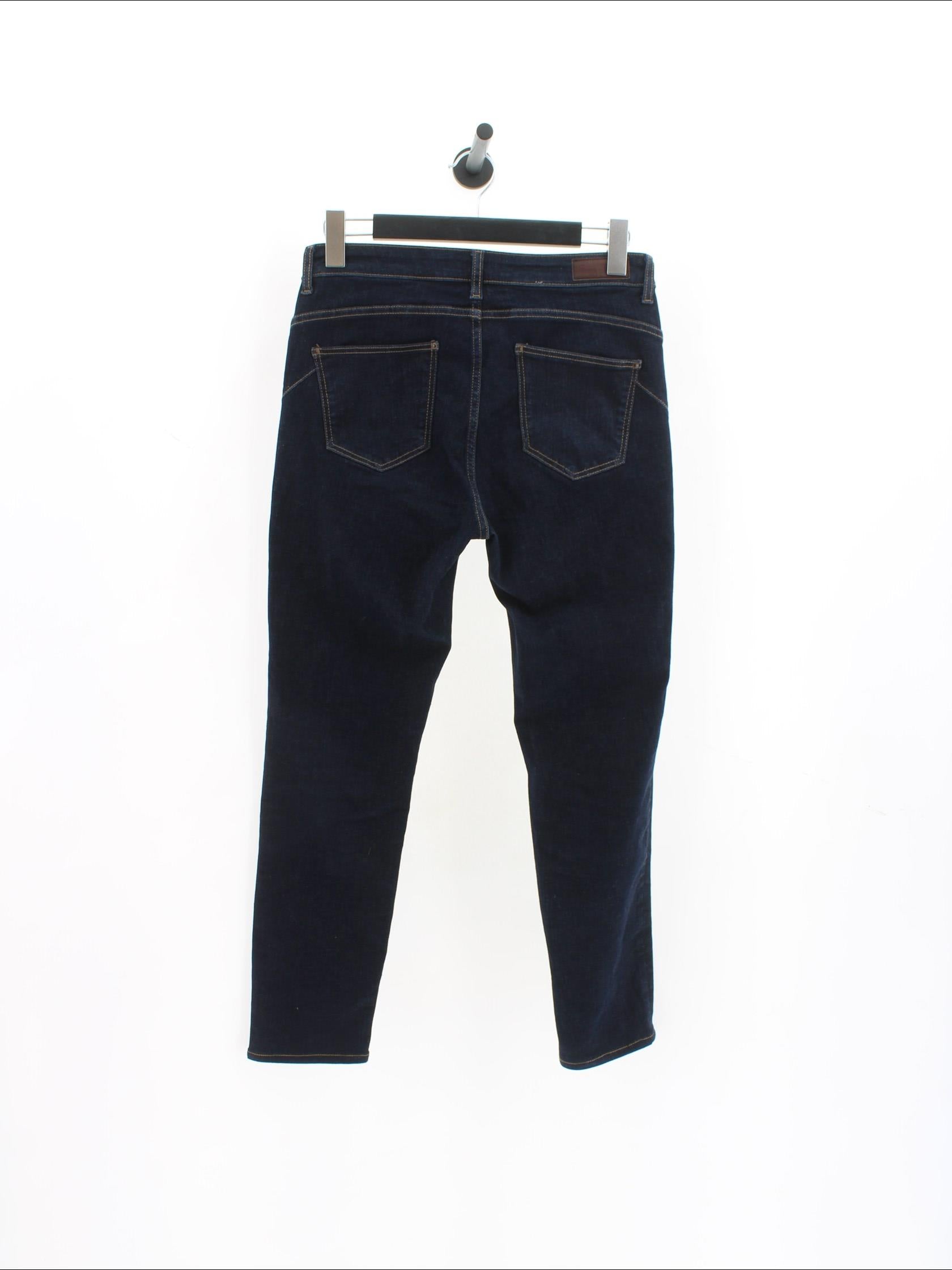 b588b1a51f003905496bc547a7d26809