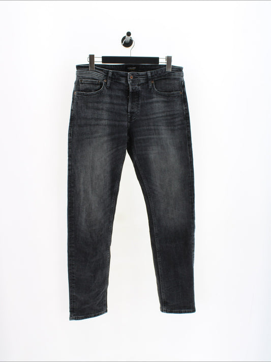 b4569e0451a999142583e6a0859ec7e5