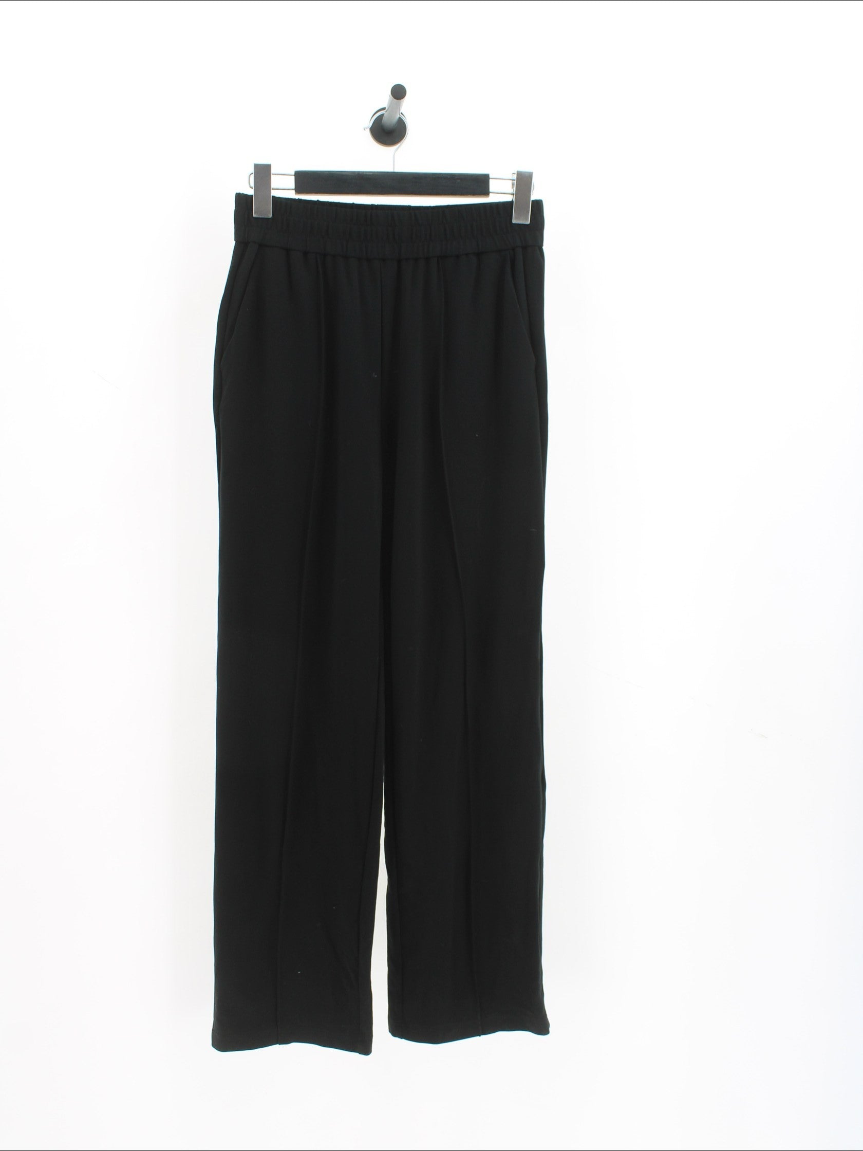 edb498af0bf5ac1c55b9f53051c93ce4