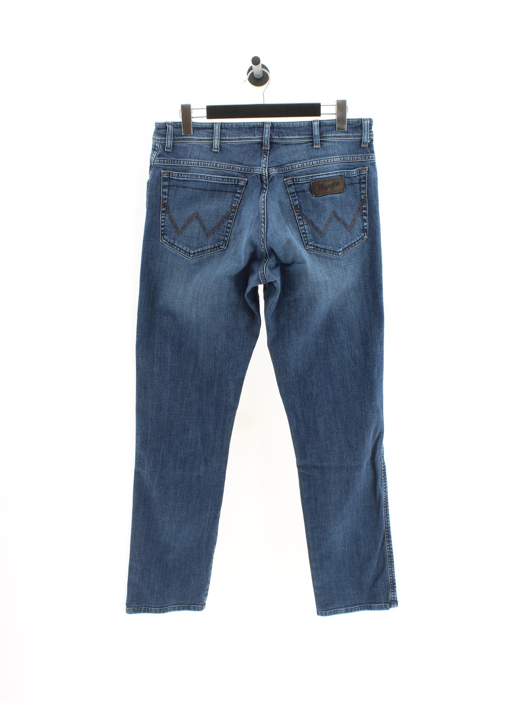 e2b5bdb90182bc4602aeb2f8bb18f283