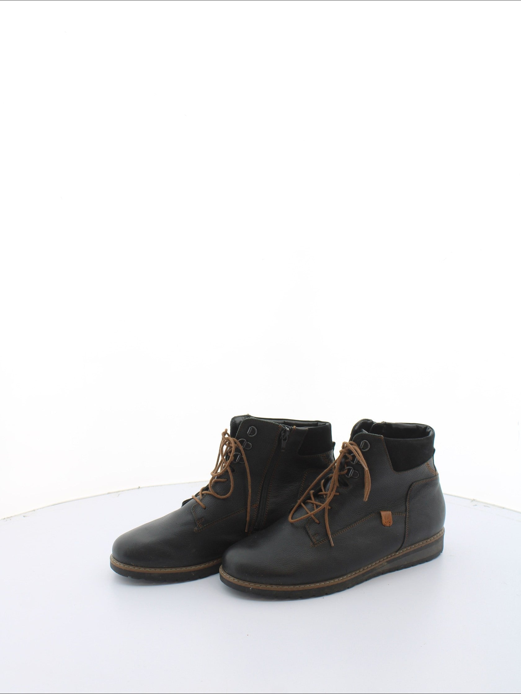 98e032dd9684d5fff2b19e52b498a261