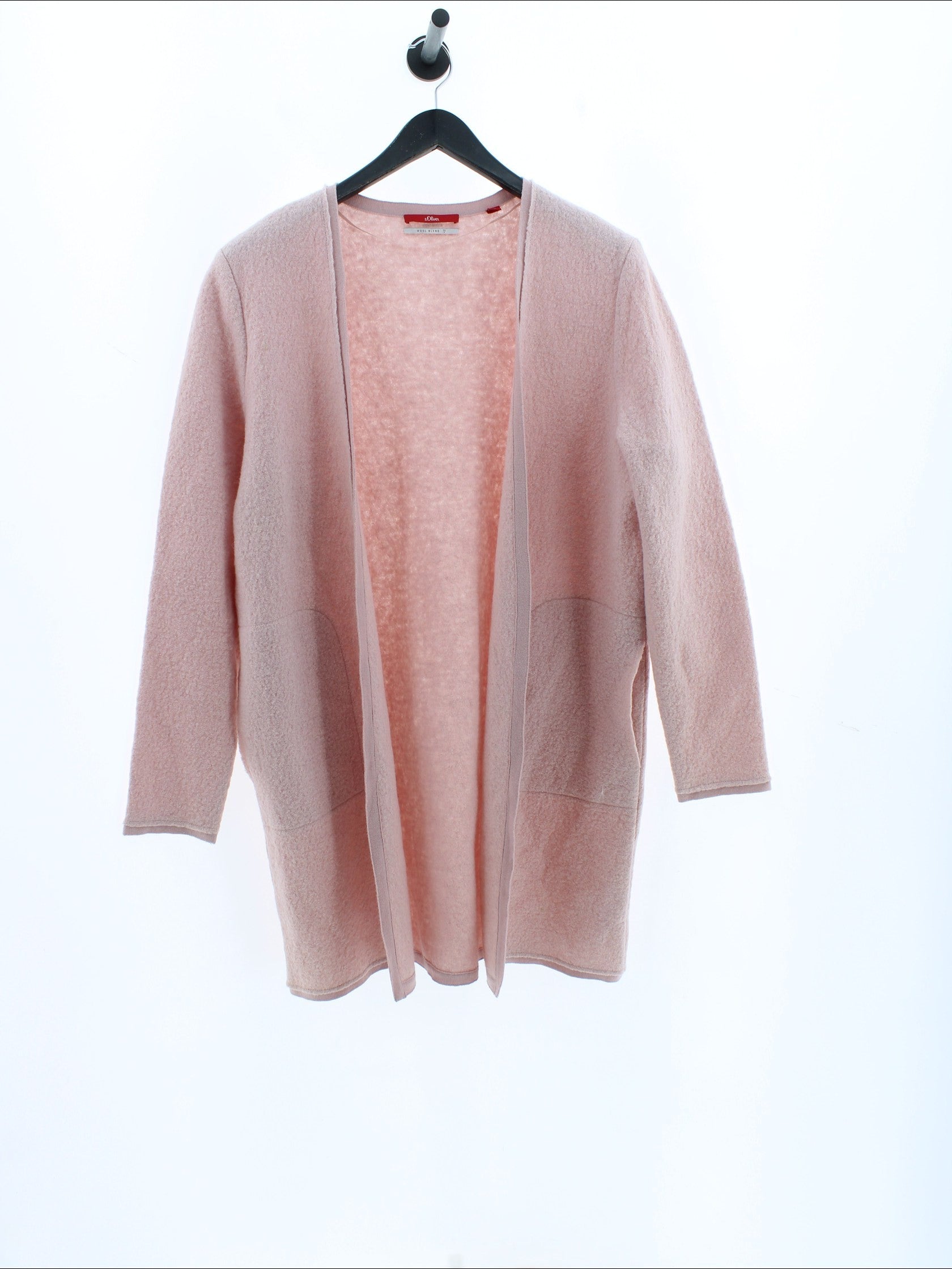 cb892ee889702389c1223e9a62f947de