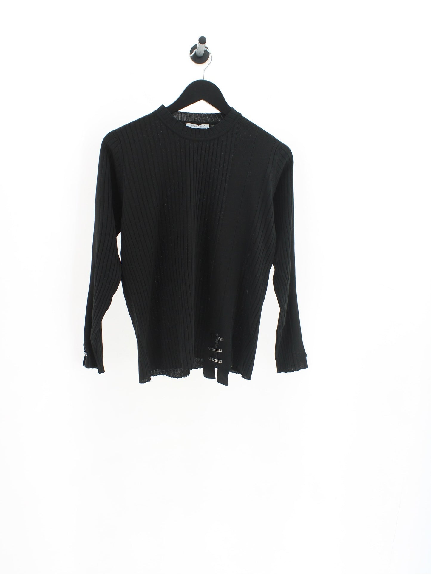 d76fae28412477b0bc7cc01c40b7b981