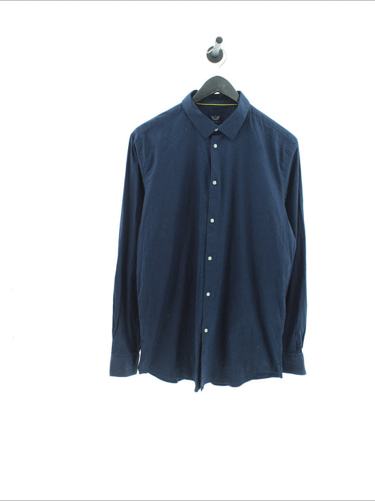 ec3b7025bffd98f318df7ab849b310de