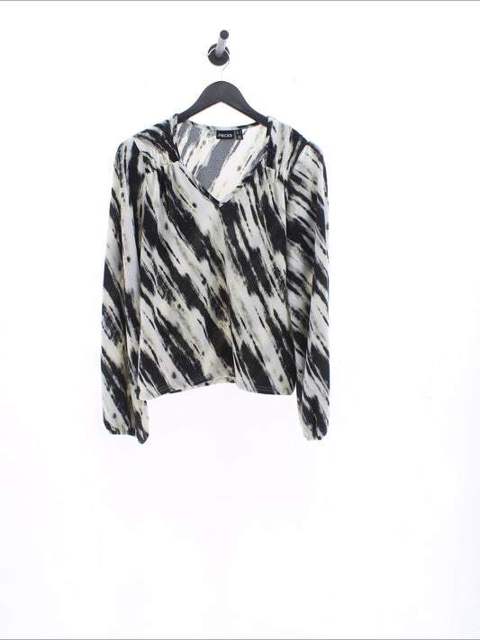 7e1023f70df758a618f28d953a0c2492