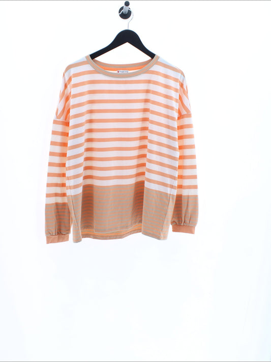 f21a7221ded9f64cac79e38585688388