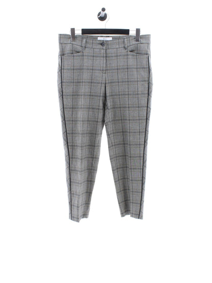 b916e276e61209462cf2459c4abd10ea