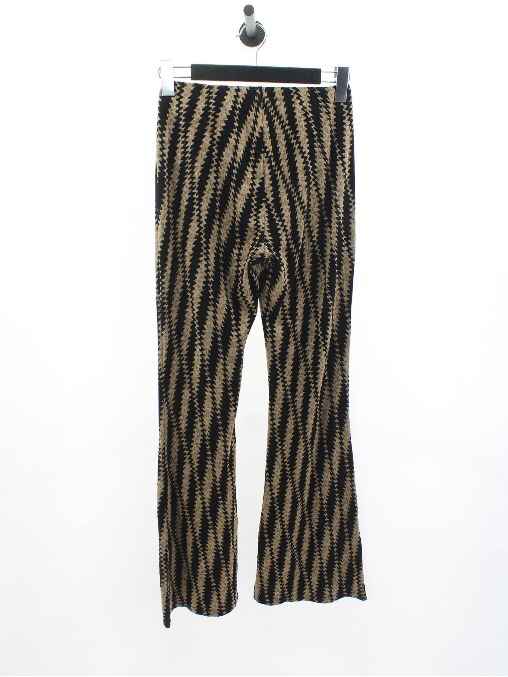 8401b3aeb835f7e6ee8e19a13821b170