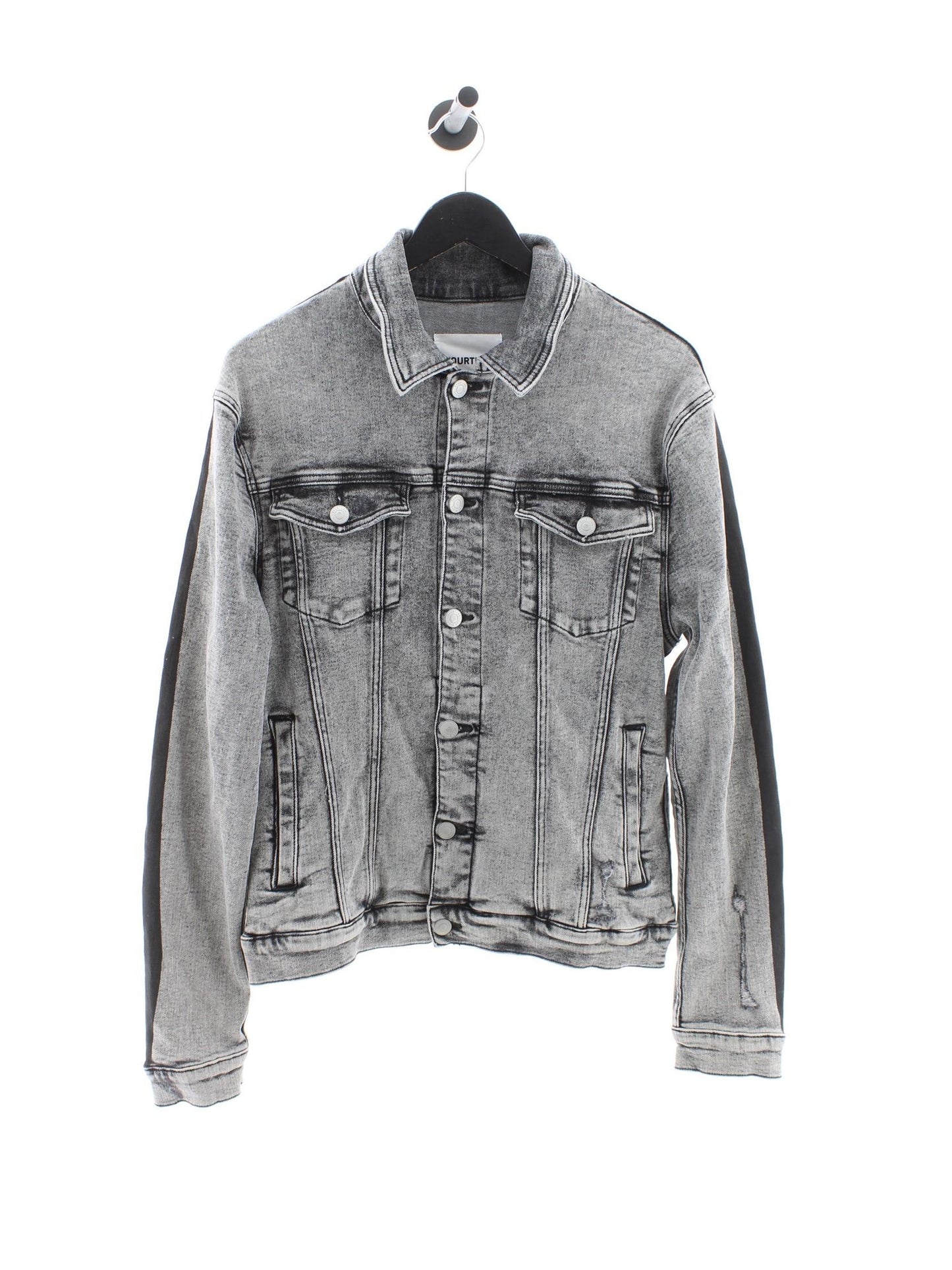 ab1445b16e8078013e5eee17155bbe25