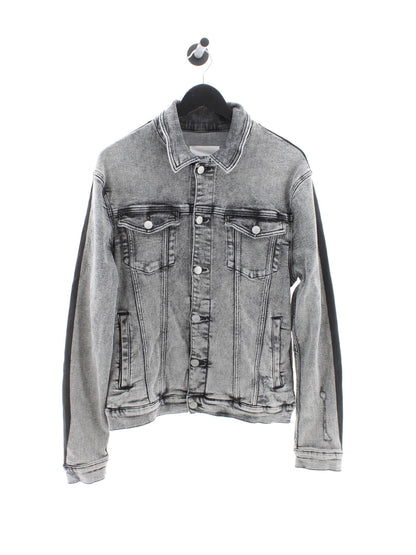 ab1445b16e8078013e5eee17155bbe25