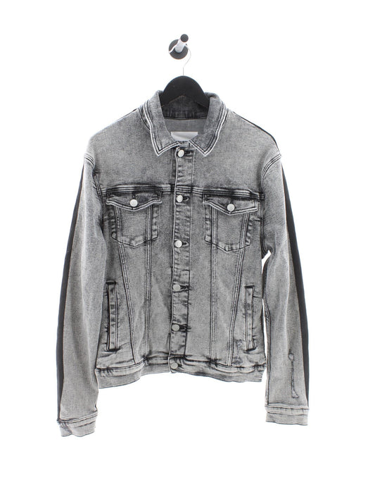 ab1445b16e8078013e5eee17155bbe25