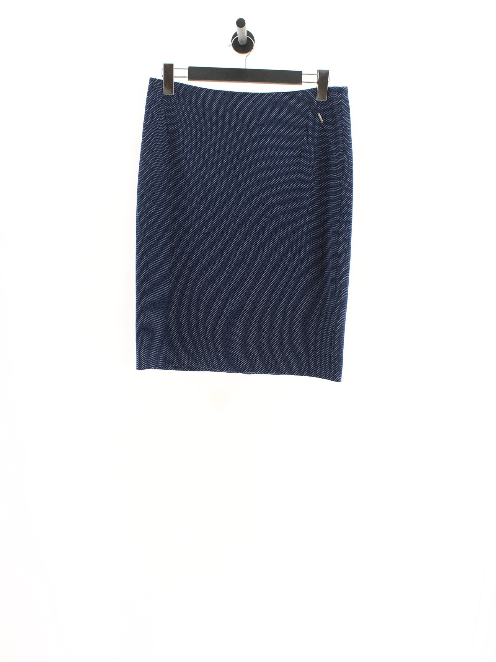 b69f93551857cf08a1b7e3762b5cb548