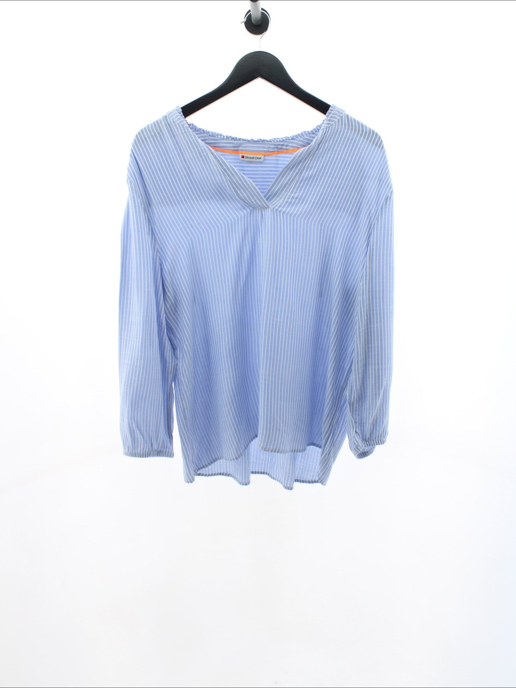 8f56875ff7e442b9a0731b7f68b55d90