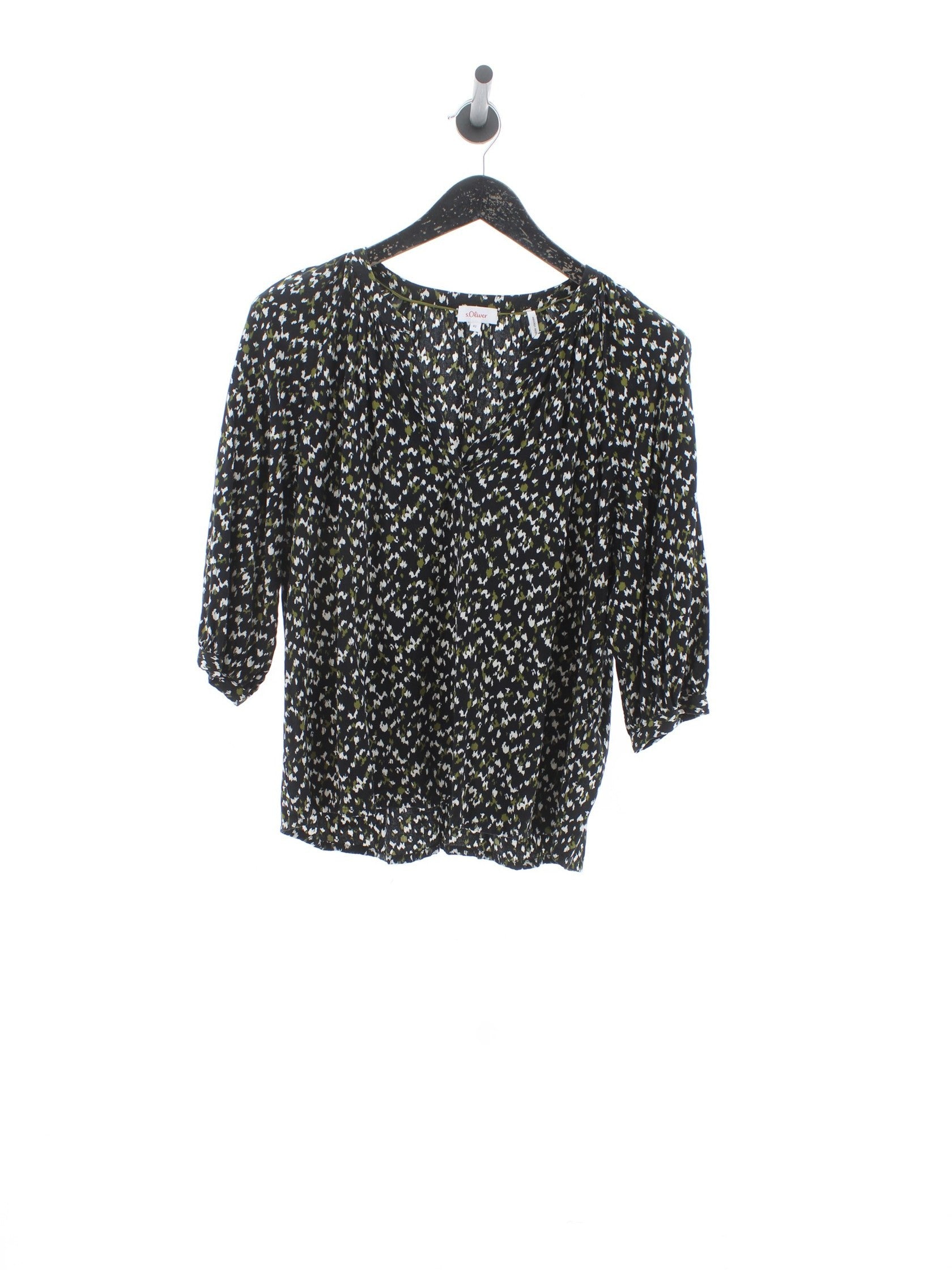 19a6daed79328e3e5855bfe75d595183