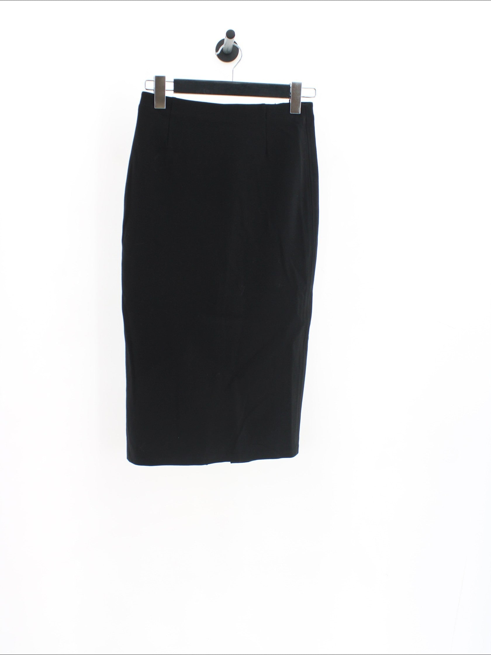 06e8b0db638bb290f13b4bca407f5483