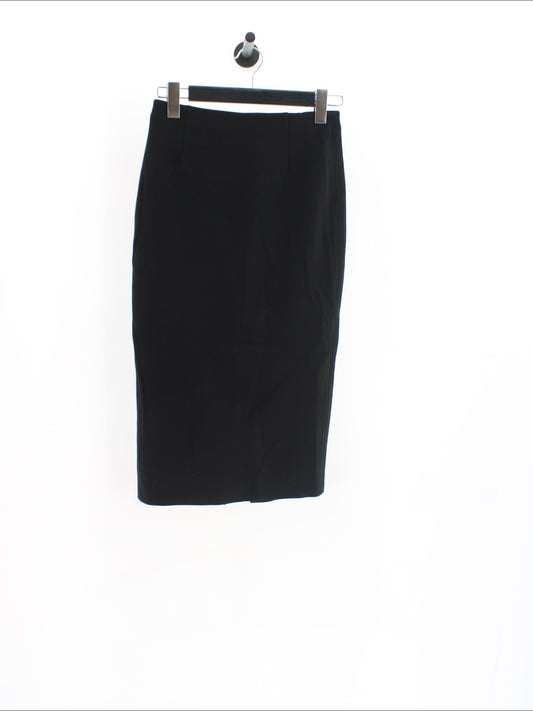 06e8b0db638bb290f13b4bca407f5483