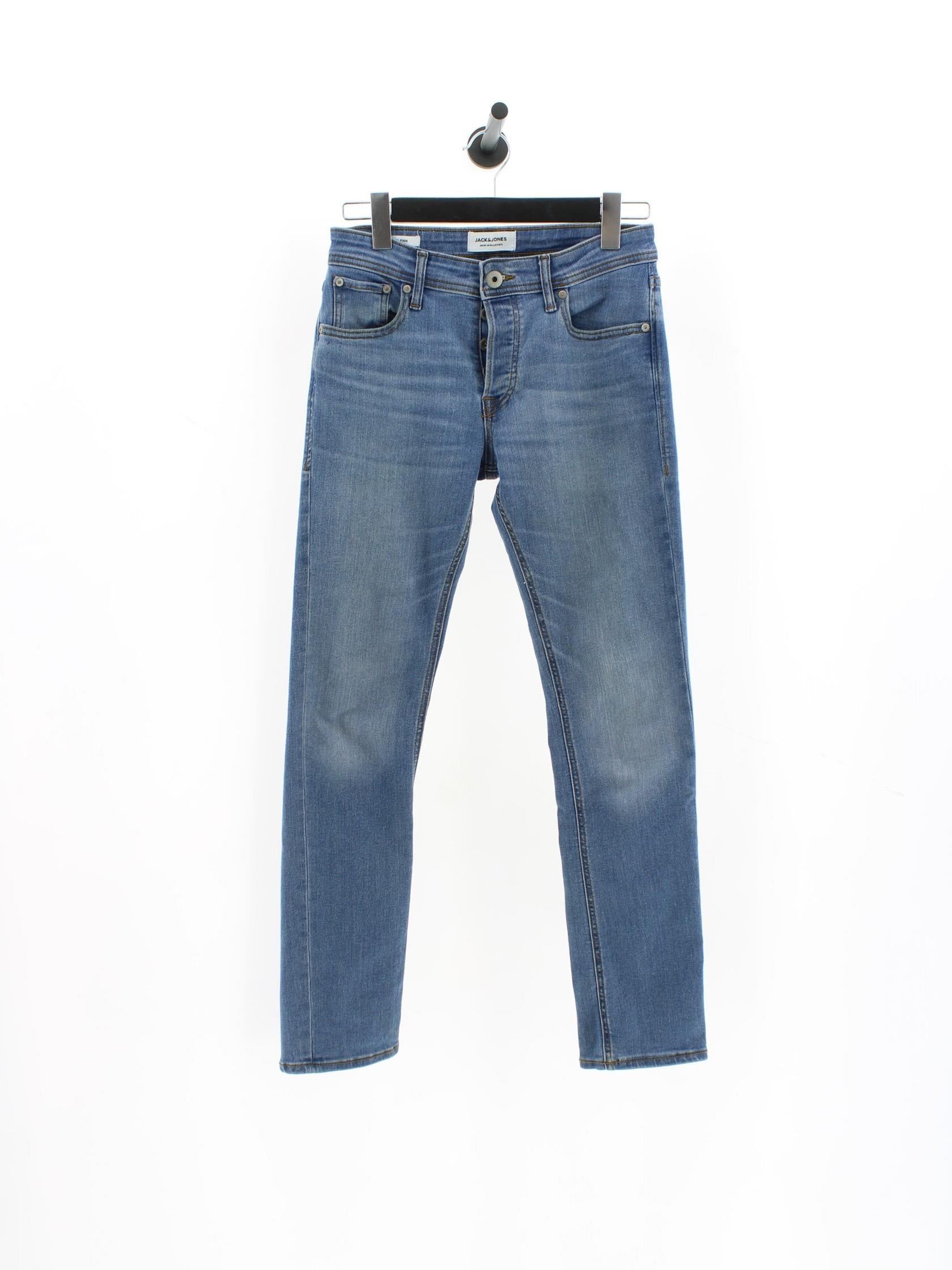 cfee7d6d40eb3e41dc55b44a7f5b7a99