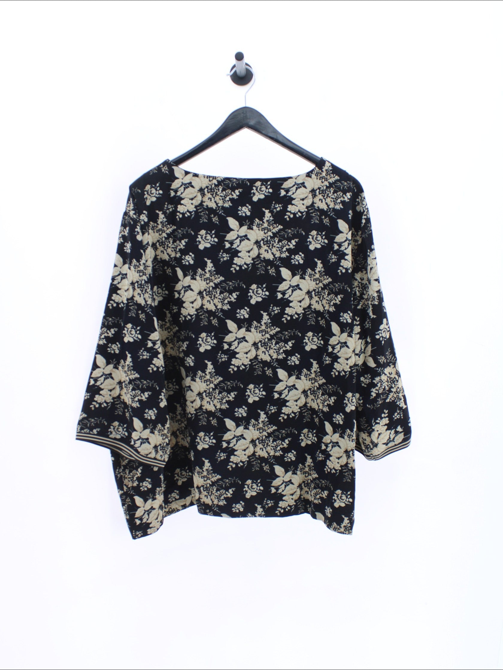 cfd097659157db388d1b4a0a32110486