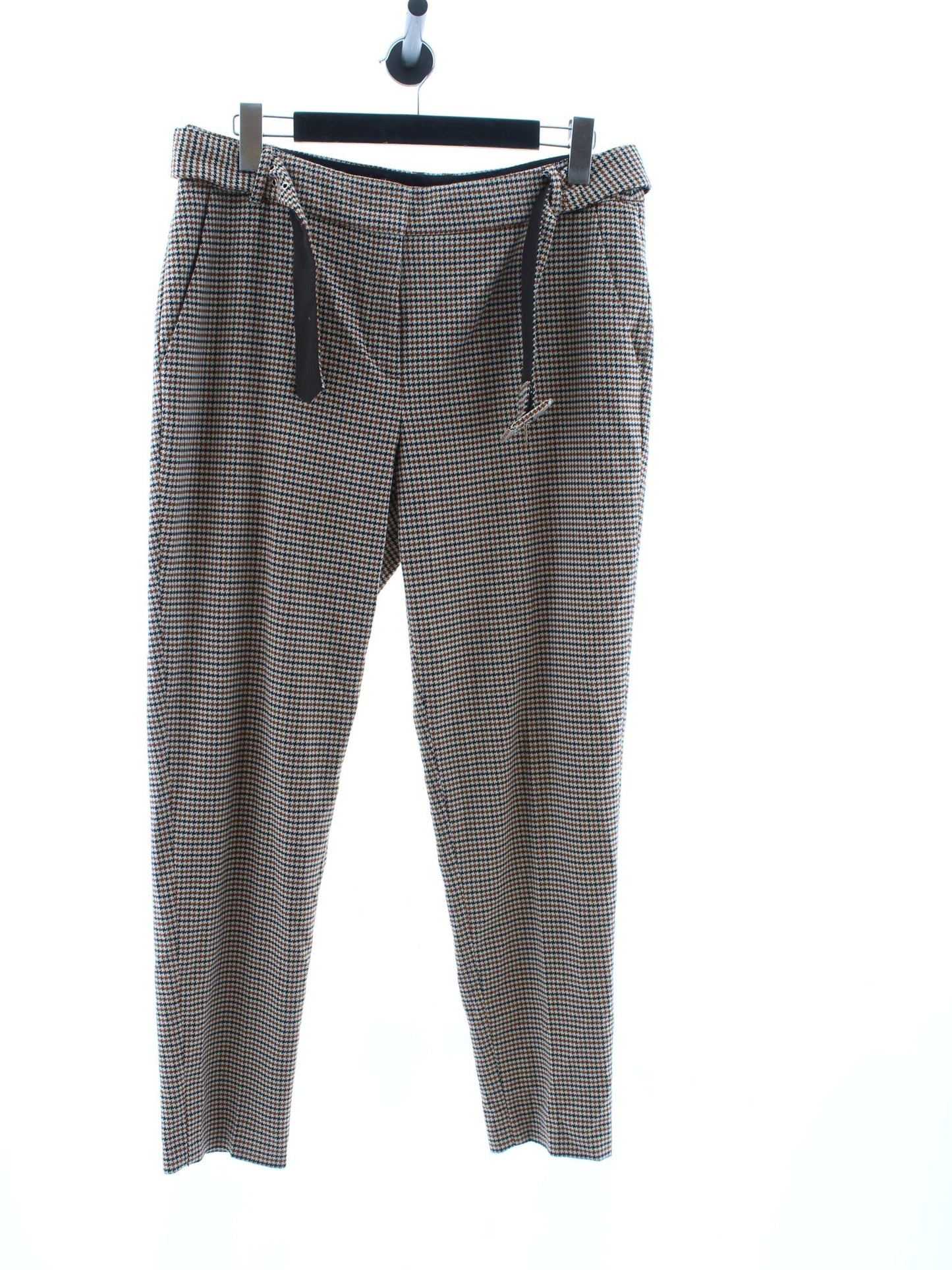 b1ff8b39a6139f4ea4277d5a660c9cbb