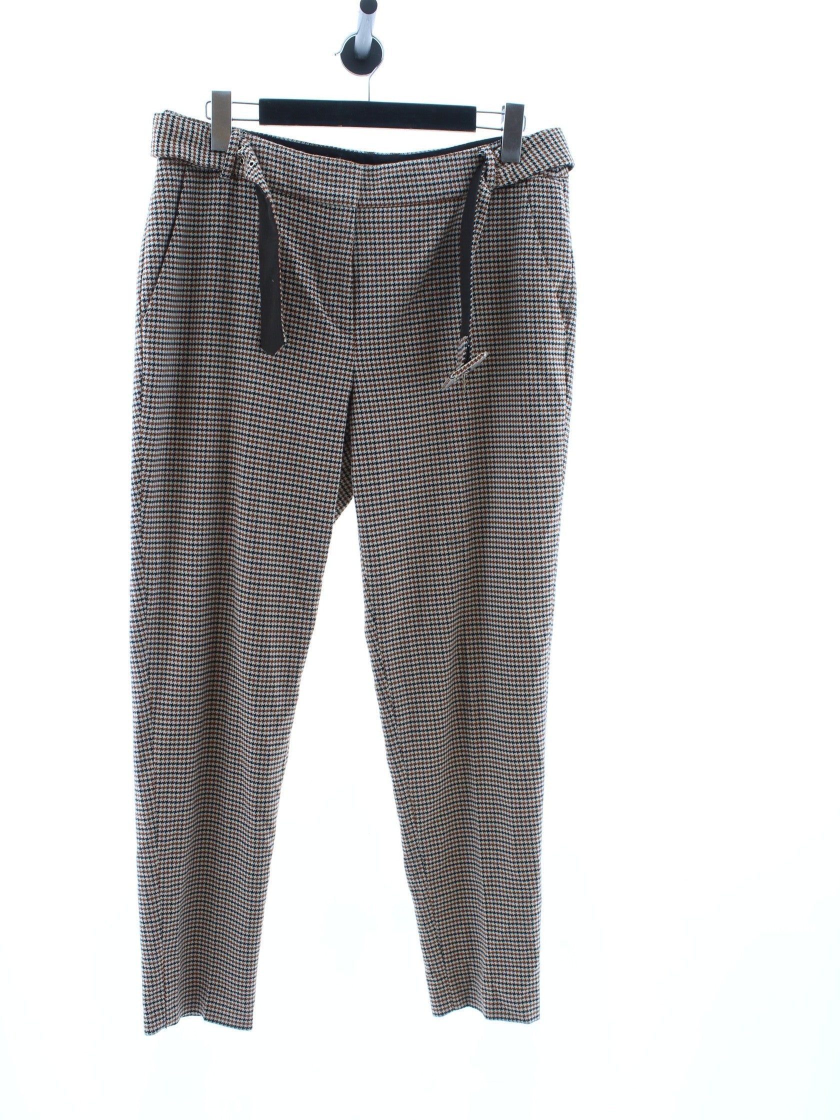 b1ff8b39a6139f4ea4277d5a660c9cbb