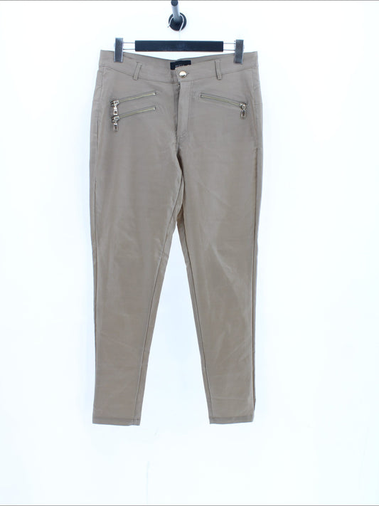 Spodnie Casual Mohito Rozmiar: 42