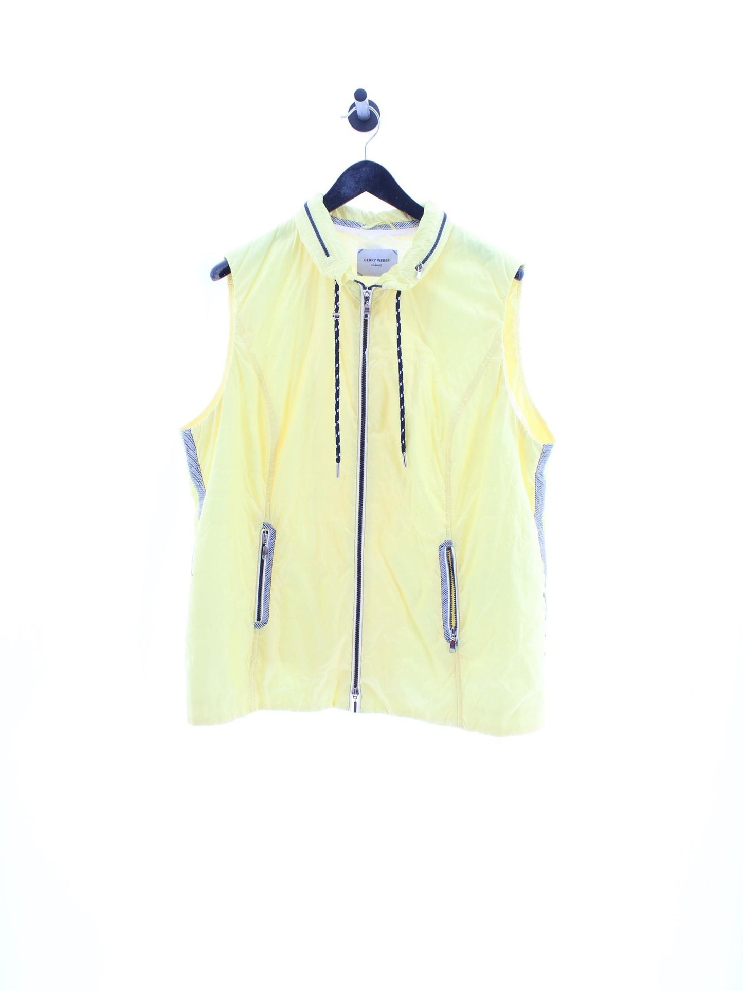 dcd2270746b2248056fa7b1c0d44ea93