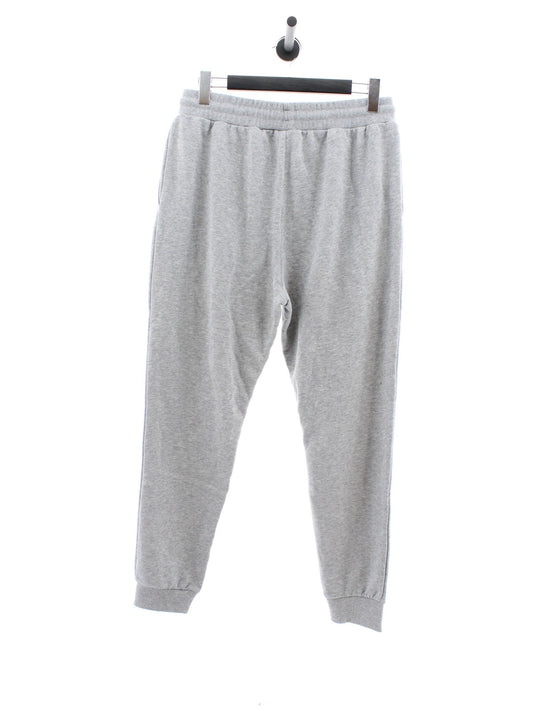 3363e21e1bb03eaf6ab757362d1d2a82