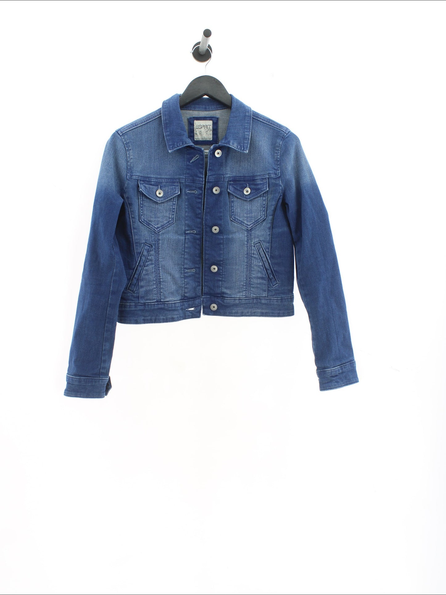 f3680258f832417aced2a6f47c3fd400