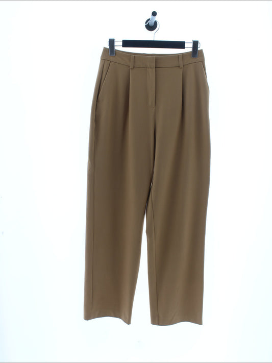 4ad62db4abd6e3b80b4e00adca6c818a