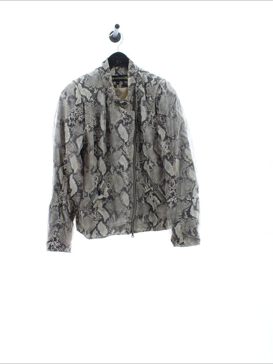 9dbc455a8f6b0bbfab7015db6e22434b