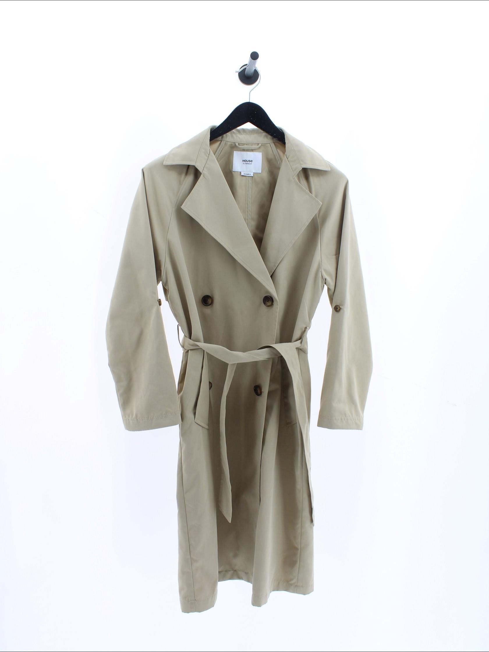 f9c44f4f25b7159fe5cb85f8a1b28323