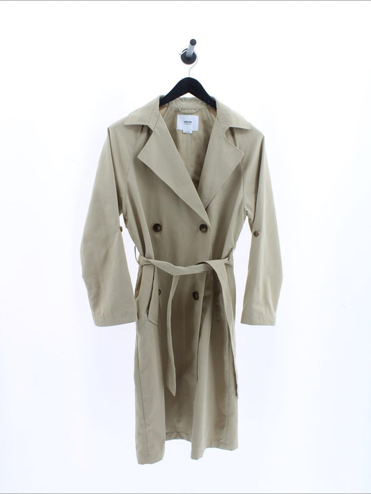 f9c44f4f25b7159fe5cb85f8a1b28323