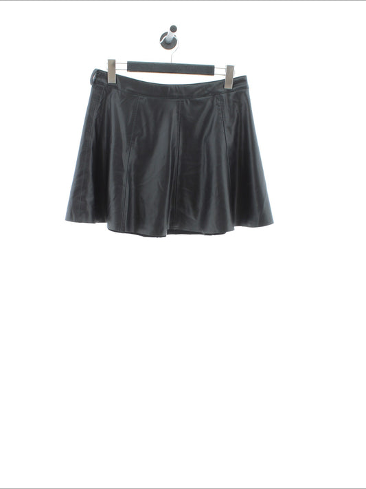 d086f0e7a99adc51bdf9af21f537cc72