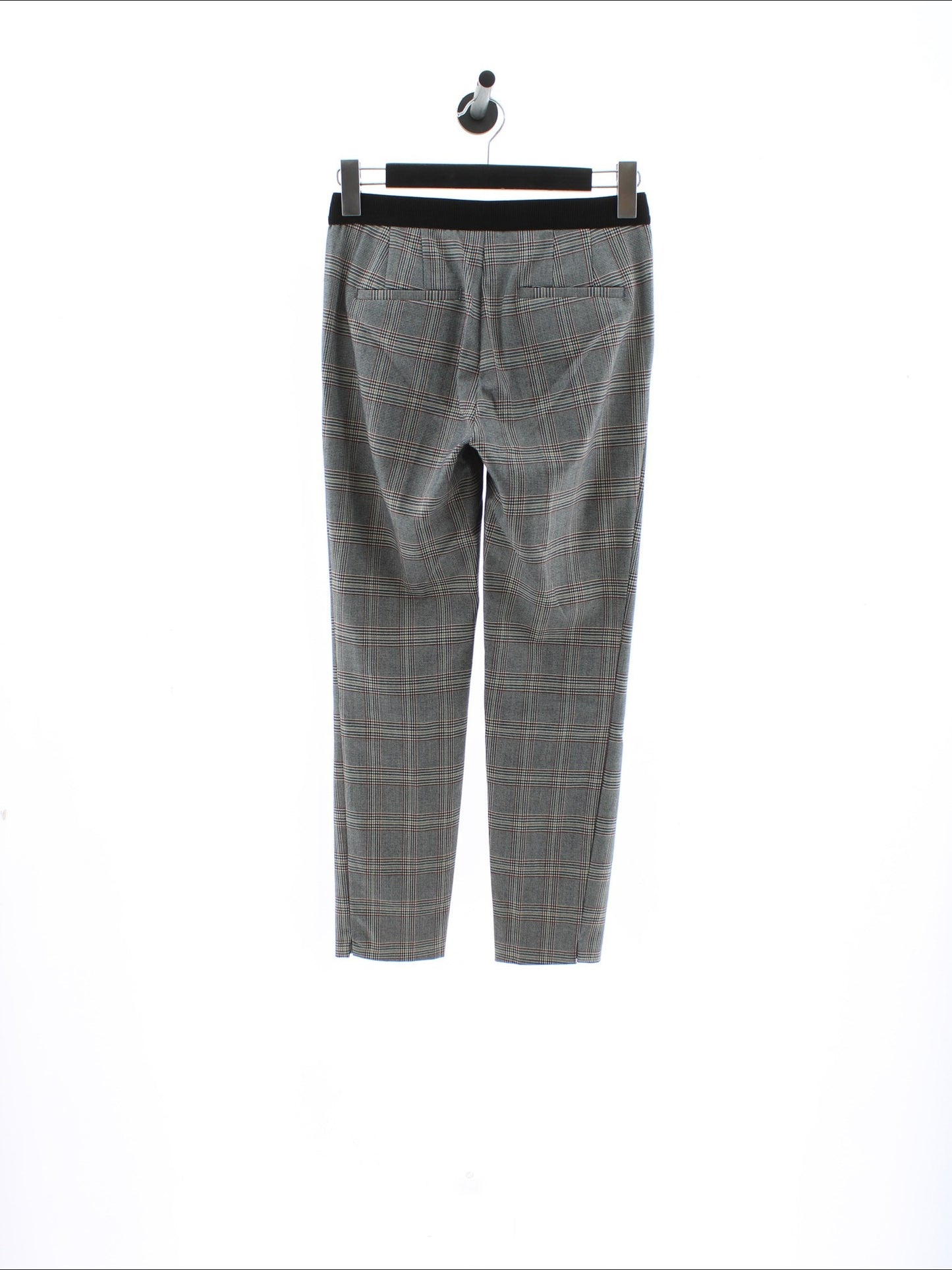 900b82c48327e1617f6e852435e8076c