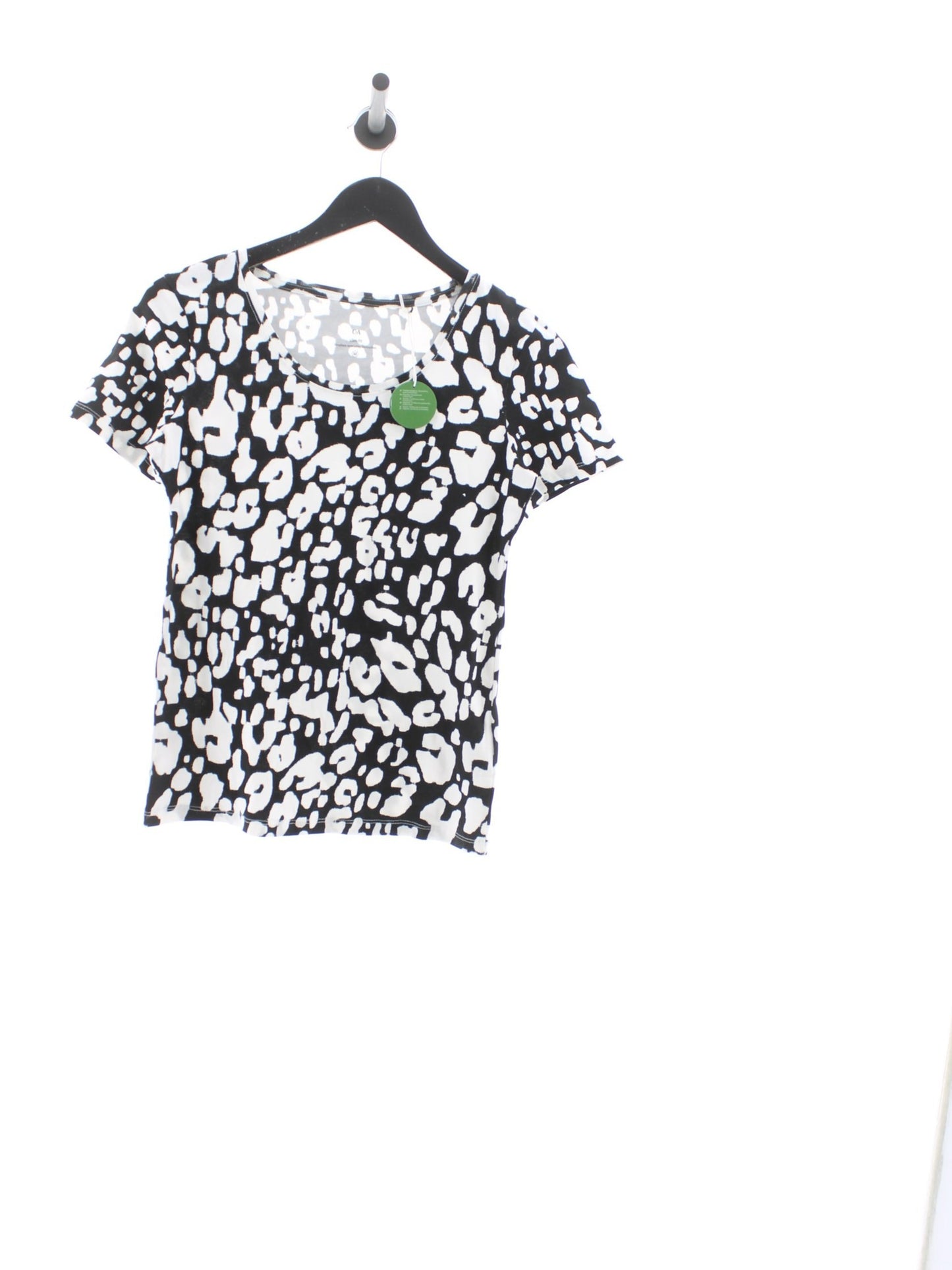 e408b07df5840644c93ede6cb1e23521