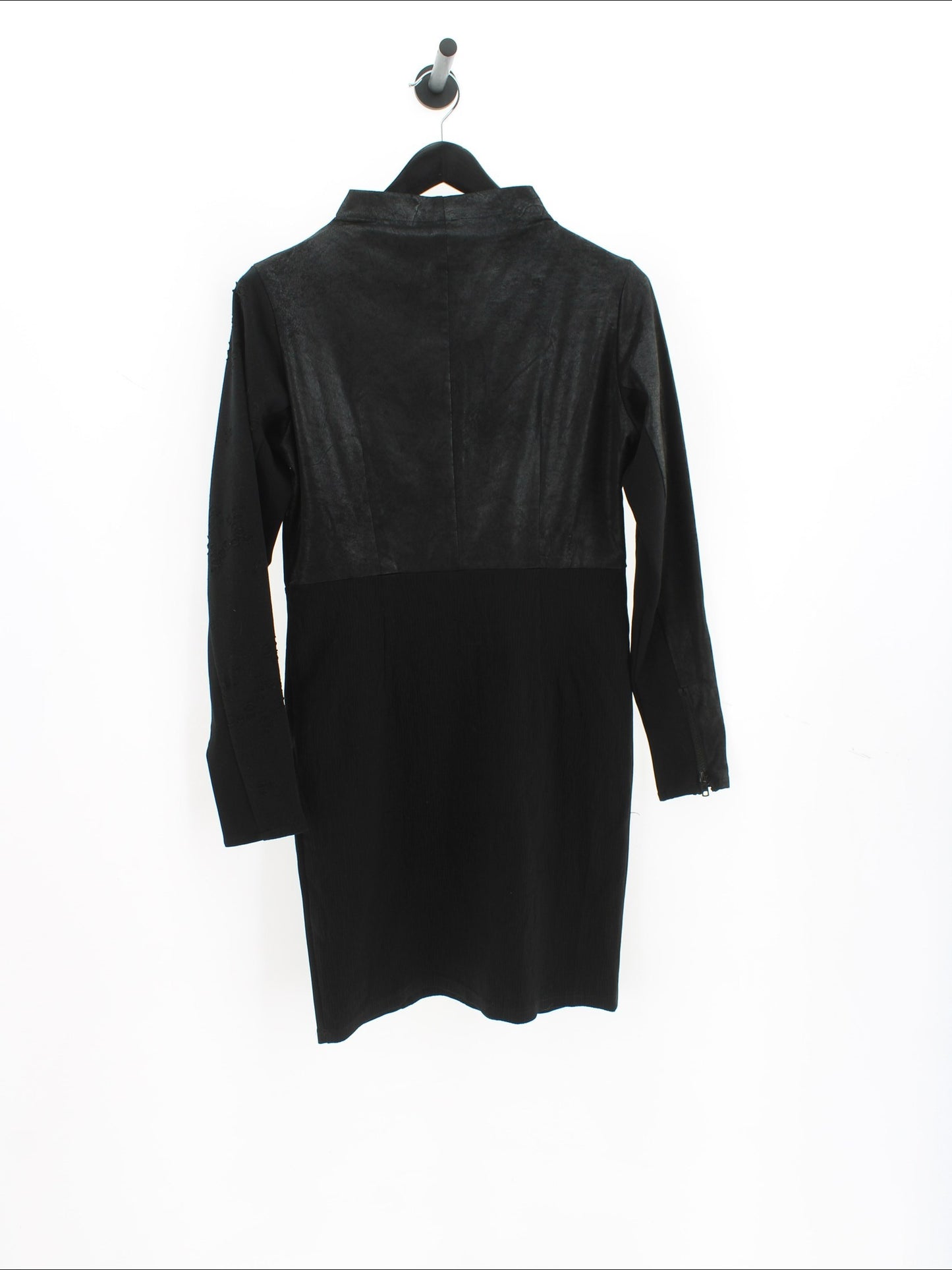 2f6a0b546715c9369332055997799de2