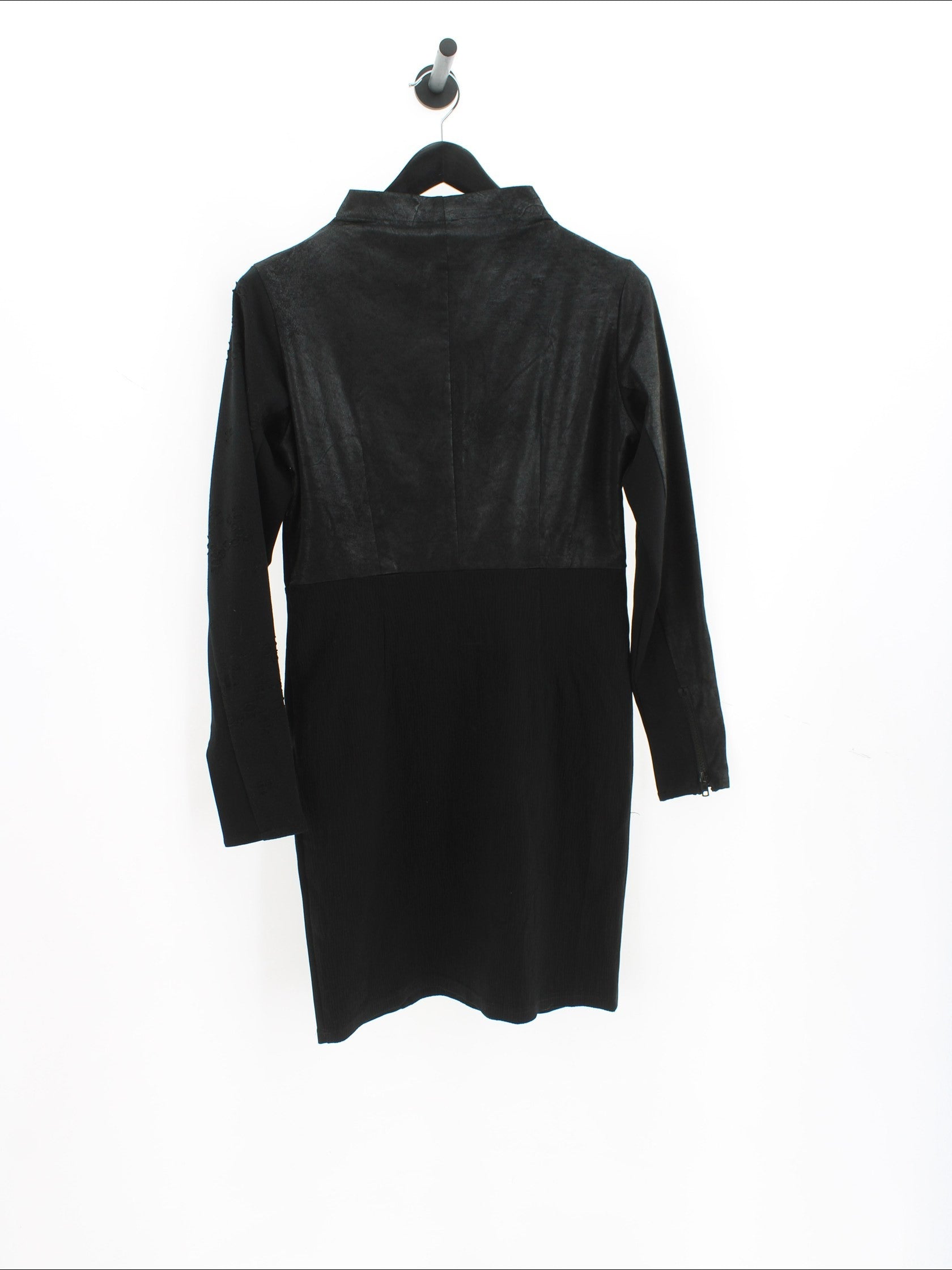 2f6a0b546715c9369332055997799de2