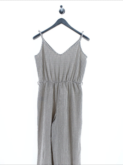 b54b37e543a4e2be1f8cbe740356ba00