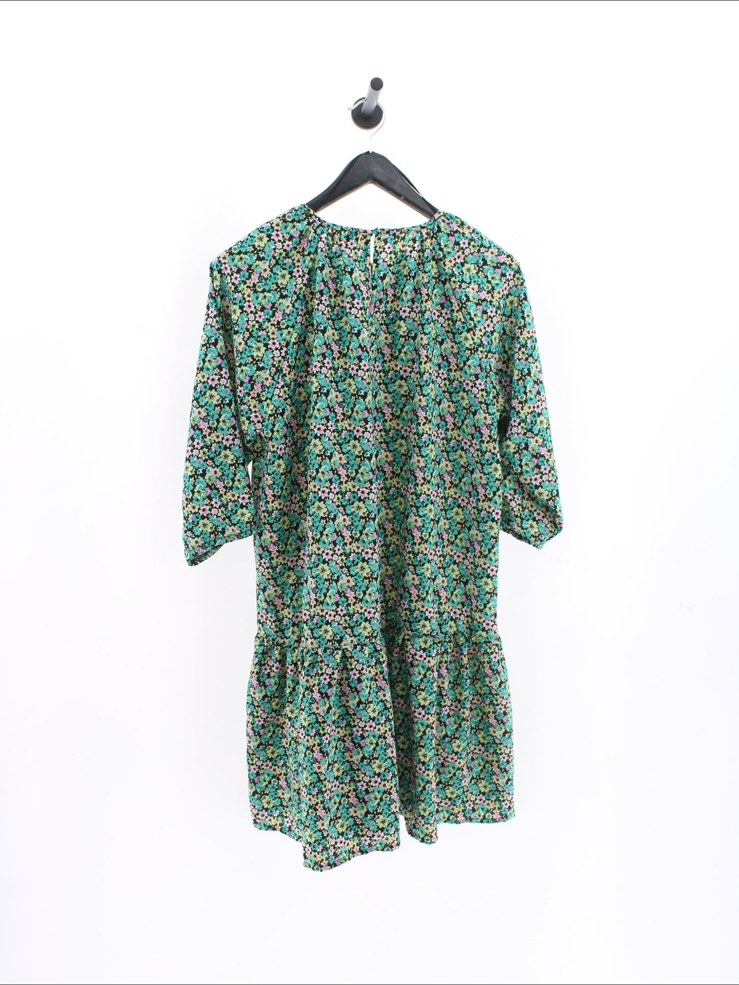 ca2a4846a181dd443335d301262d0915