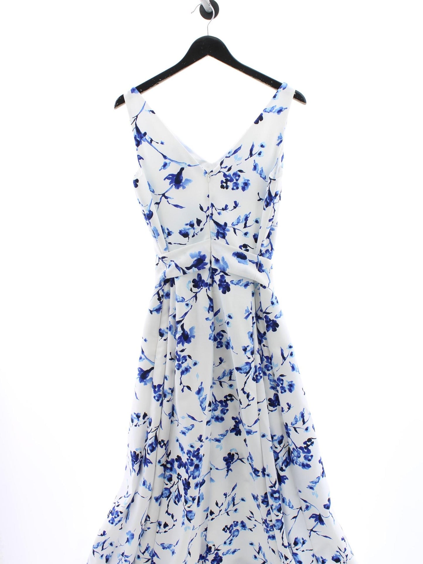 7eb5761e7d57460e2733456437b06848