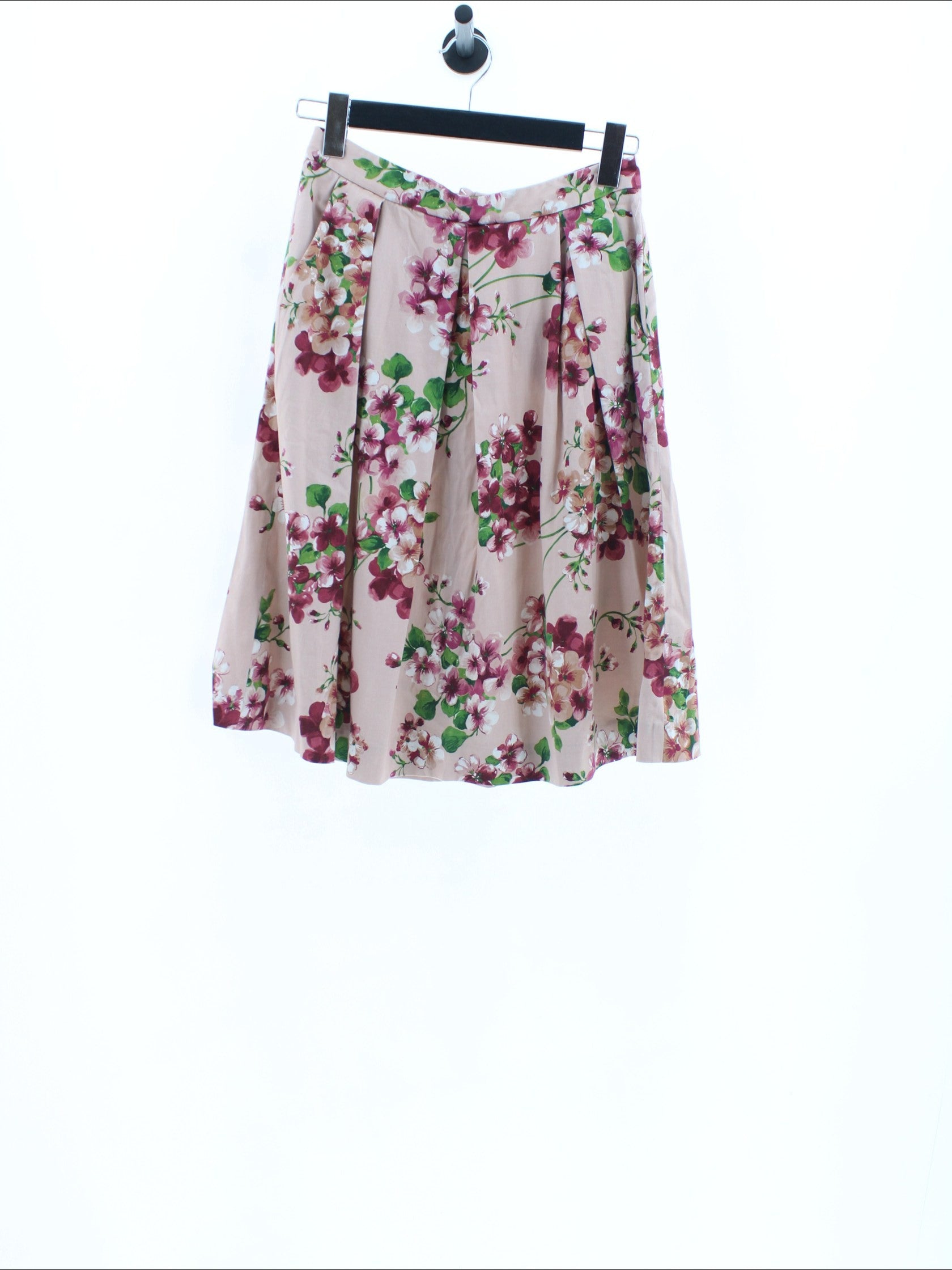 4c6812eebe153341bb5a4f385db88d9b