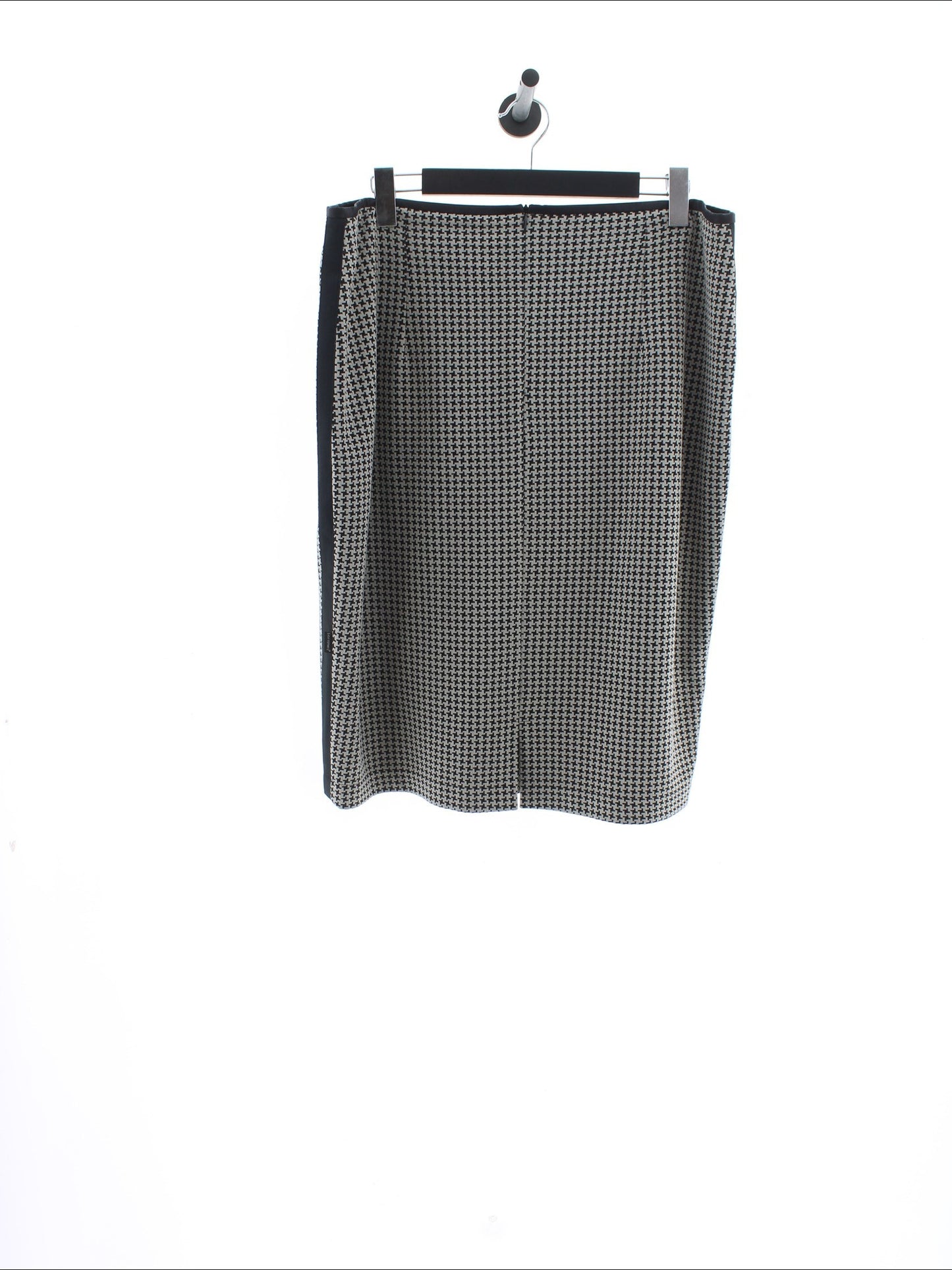 d13305eb4b859be559b68377a1aaba27